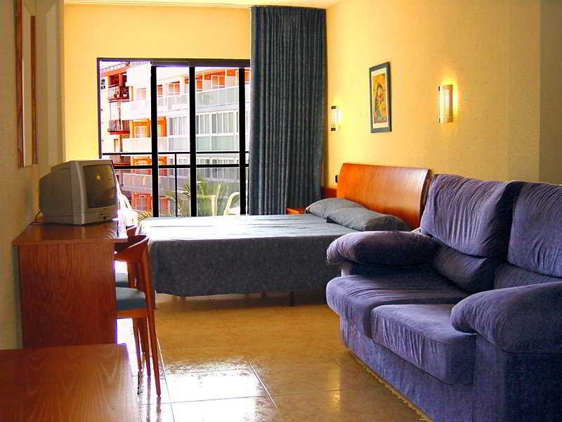 בנידורם Hotel Cuco מראה חיצוני תמונה