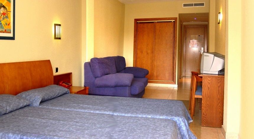בנידורם Hotel Cuco מראה חיצוני תמונה